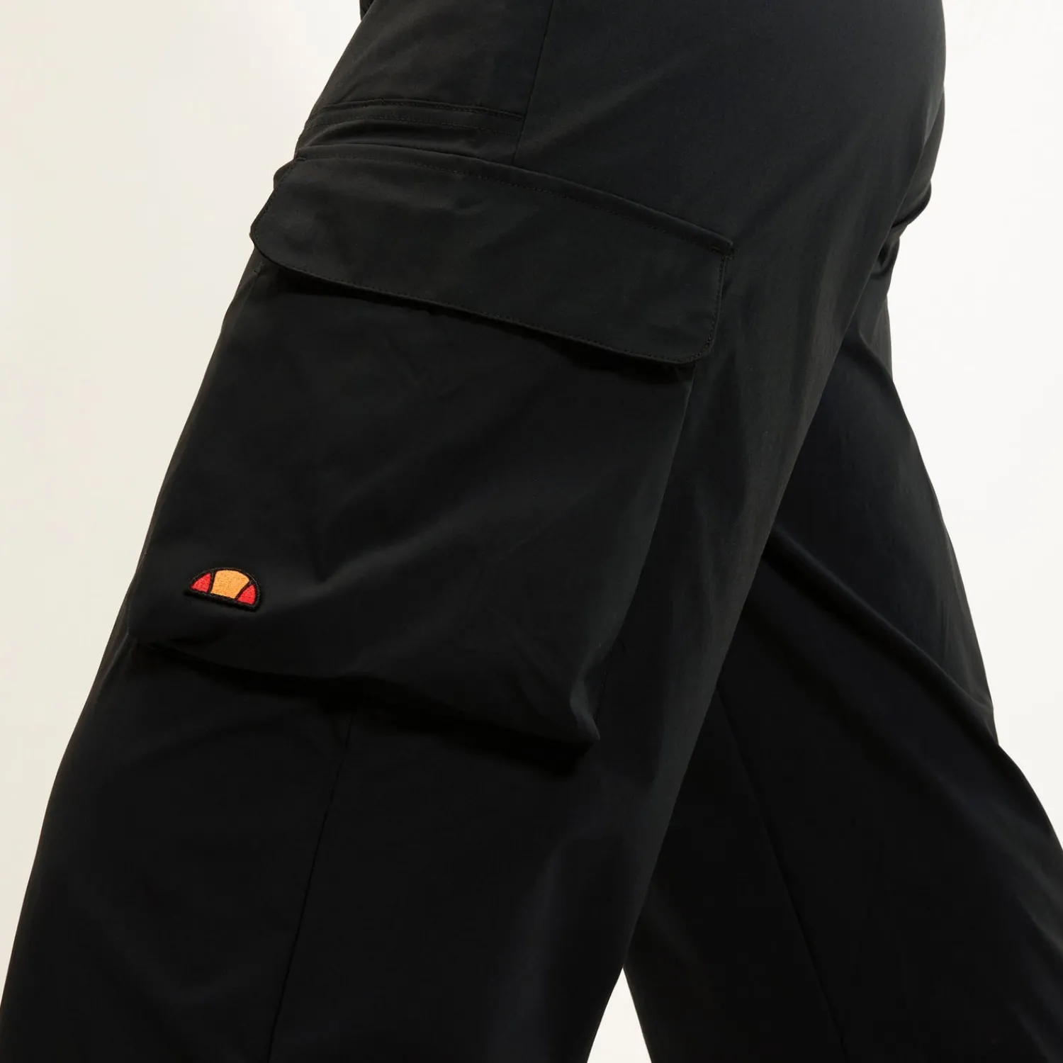 Ellesse Jogginghosen & Leggings>Cargo-Hose Sanzan für Damen Schwarz