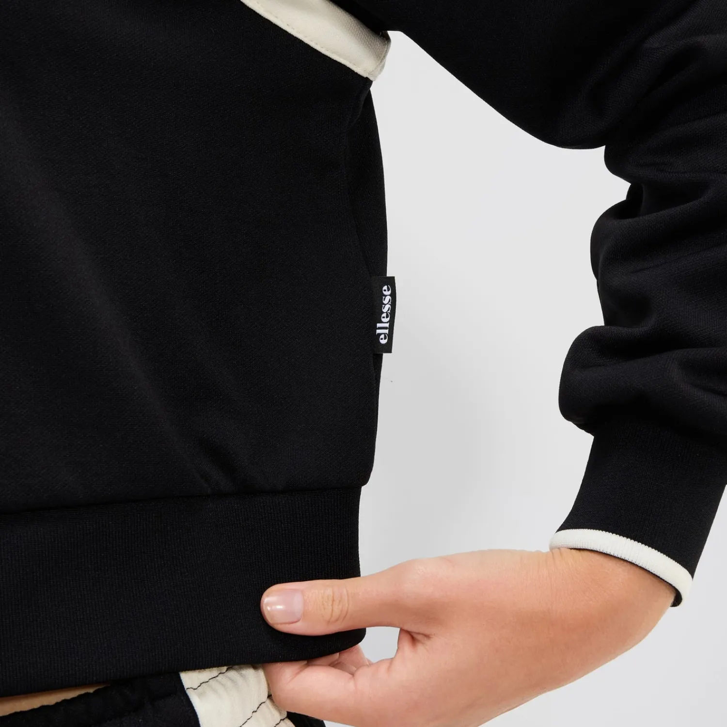 Ellesse Trainingsjacken Und Trainingsanzüge>Crop-Trainingsoberteil Perna für Damen Schwarz/Weiß