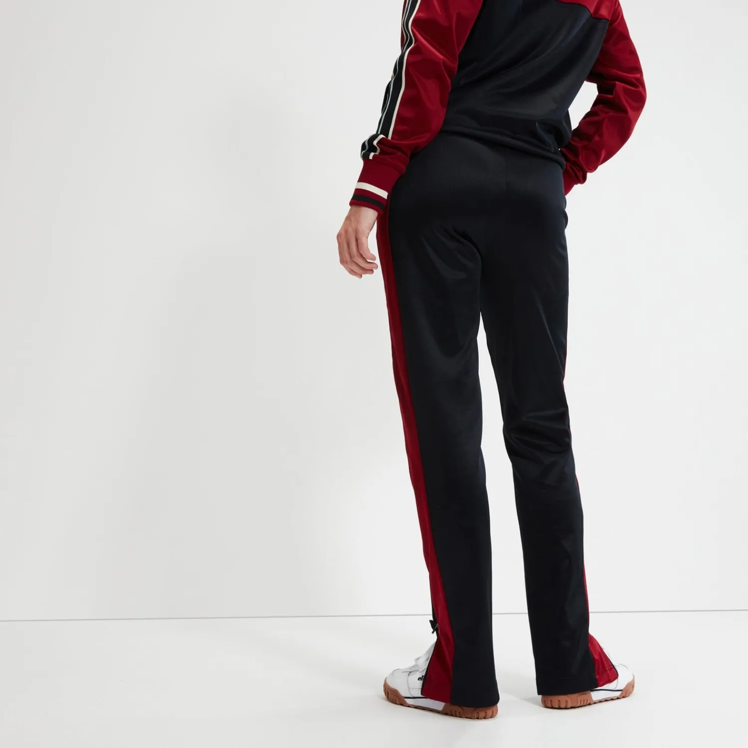 Ellesse Trainingsjacken Und Trainingsanzüge>Trainingshose Lynn Schwarz für Damen