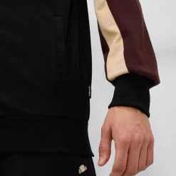 Ellesse Trainingsanzüge><noscript><img width=