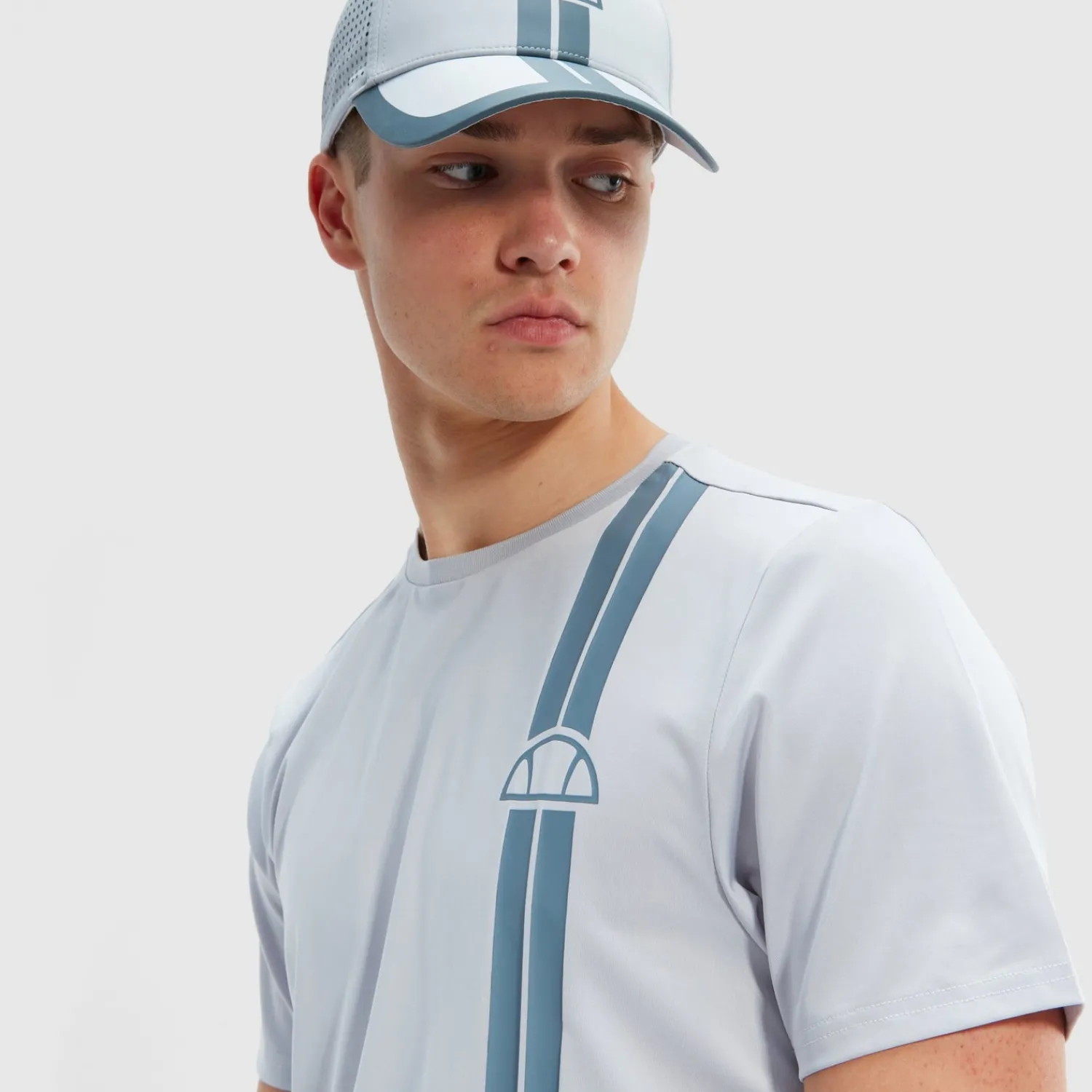 Ellesse T-shirts>T-Shirt Venturent Hellgrau für Herren